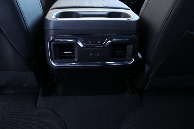 Used 2024 Chevrolet Silverado 2500 High Country w/ High Country Premium Package image 34