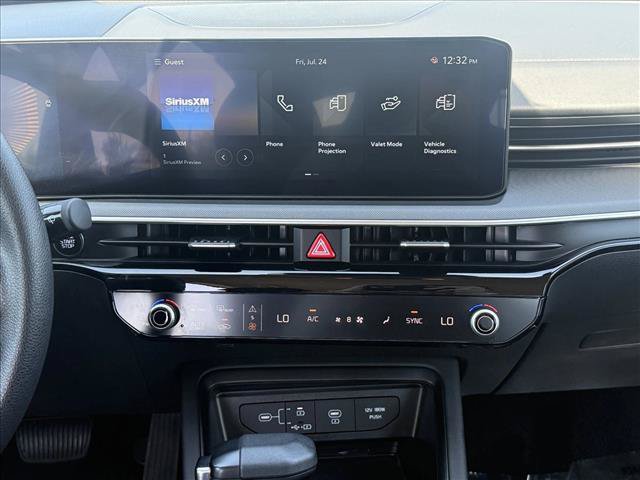 Used 2025 Kia K5 LXS FWD image 17