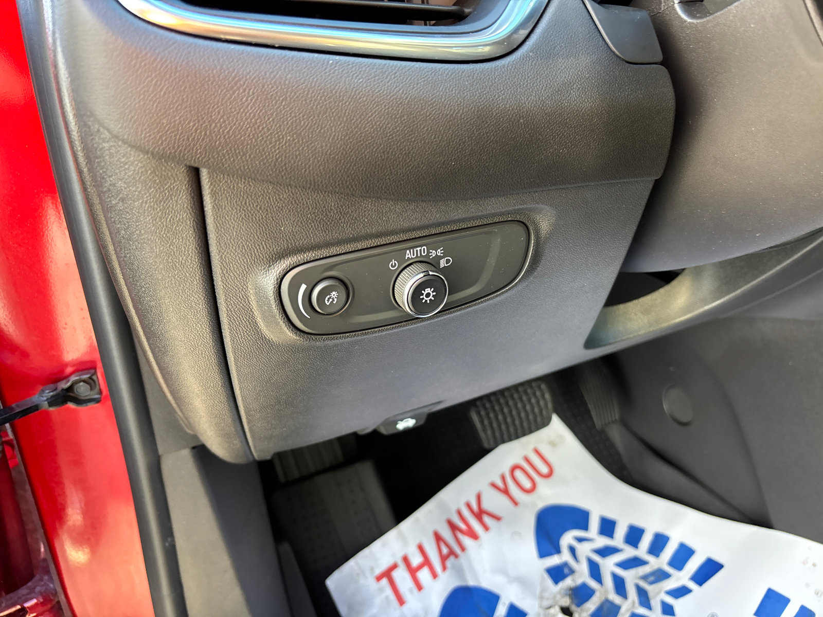 Used 2024 Chevrolet Equinox LT image 15