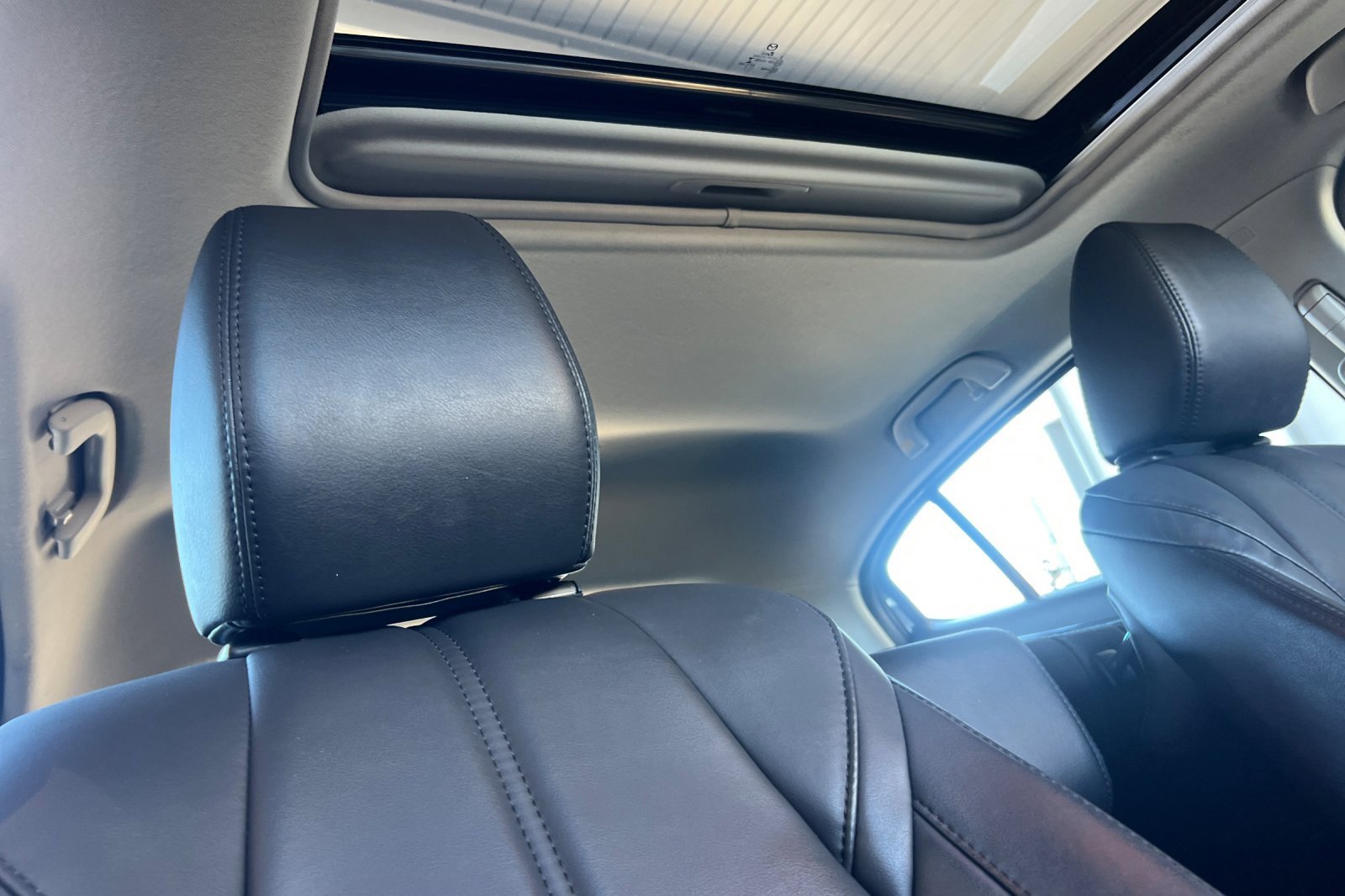 Used 2018 MAZDA MAZDA3 Touring image 17