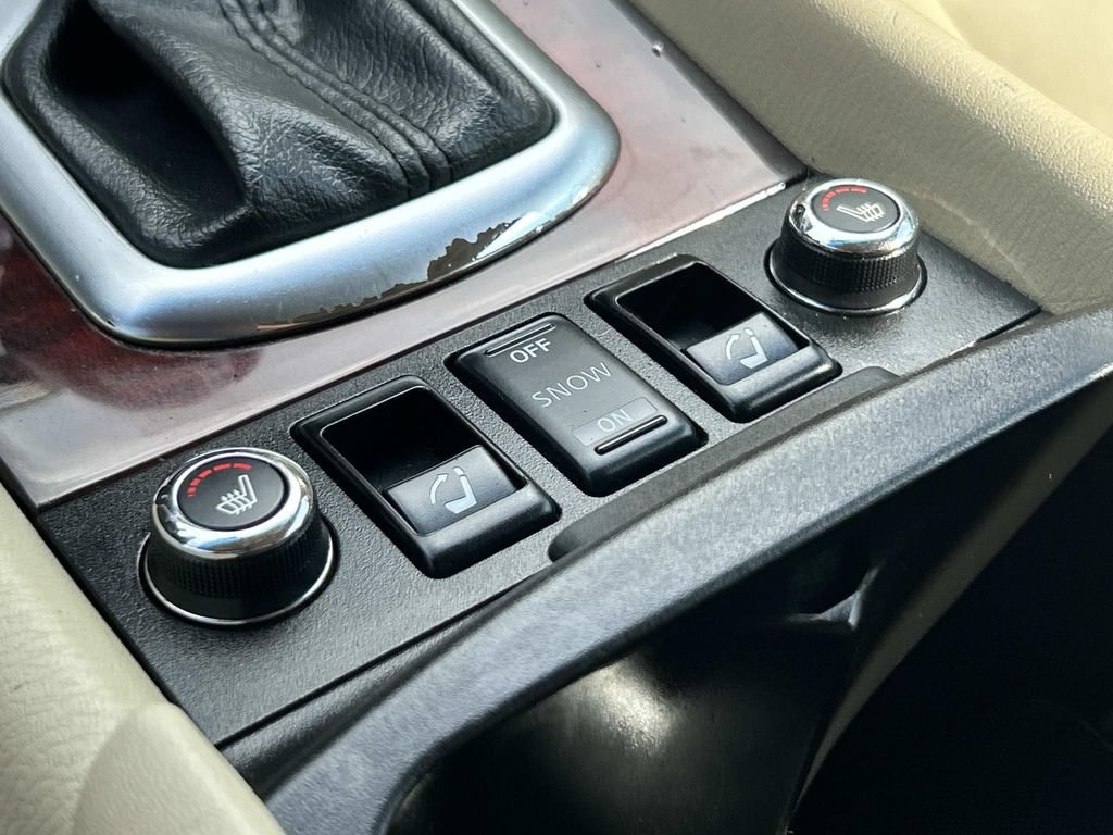 Used 2016 INFINITI QX50 2WD w/ Deluxe Touring Package image 35