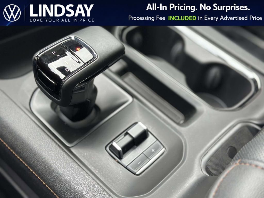 Used 2025 GMC Sierra 1500 AT4 w/ AT4 Premium Package AWD/4WD image 19