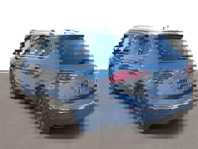 Certified 2023 Volkswagen Tiguan SE image 3