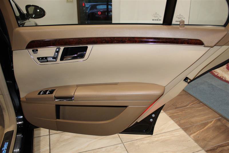 Used 2009 Mercedes-Benz S 550 4MATIC image 39