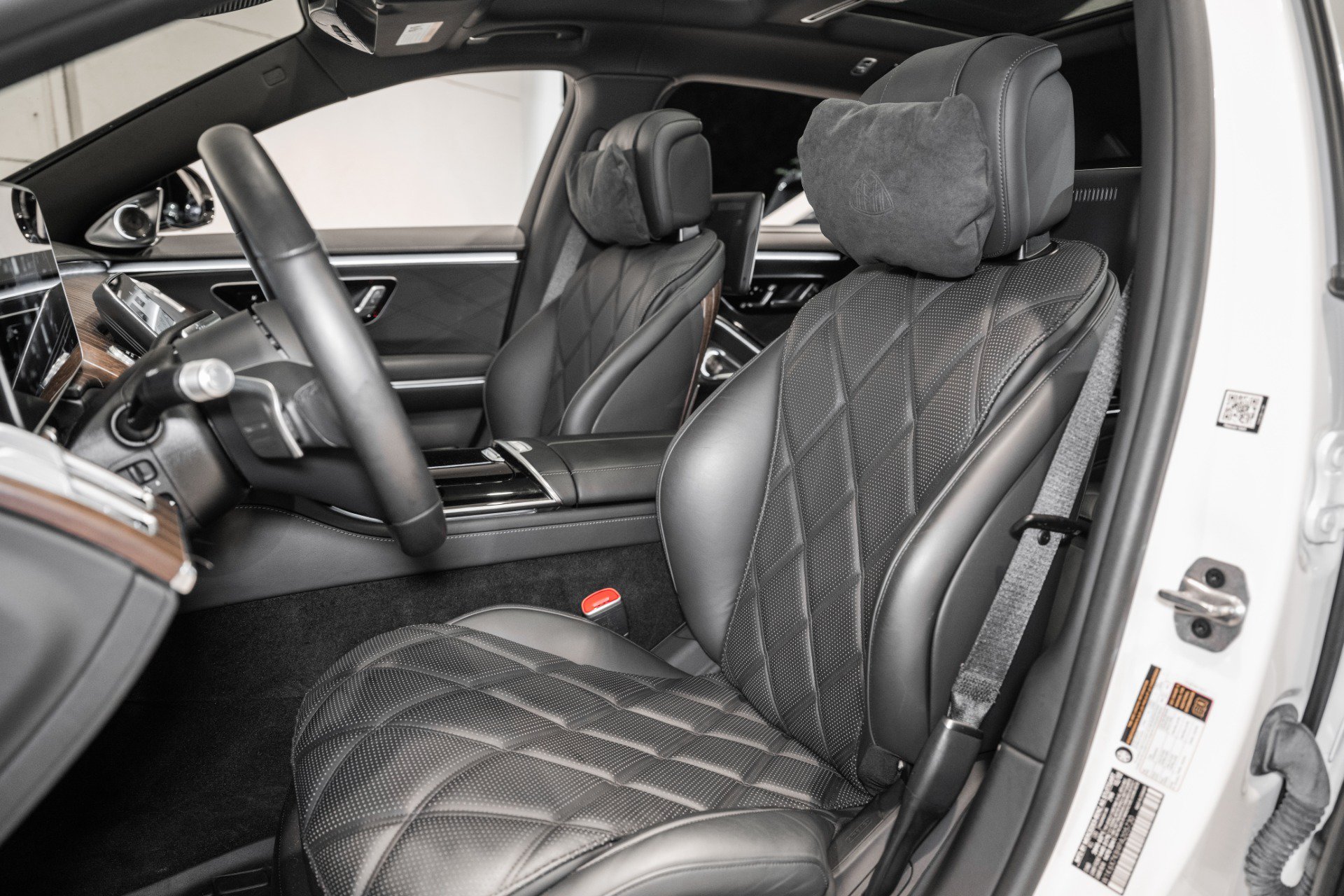 Used 2023 Mercedes-Benz Maybach S 680 4MATIC image 21