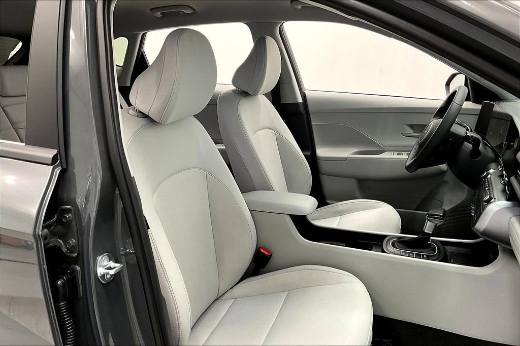 Certified 2026 Hyundai Kona SEL Sport image 7