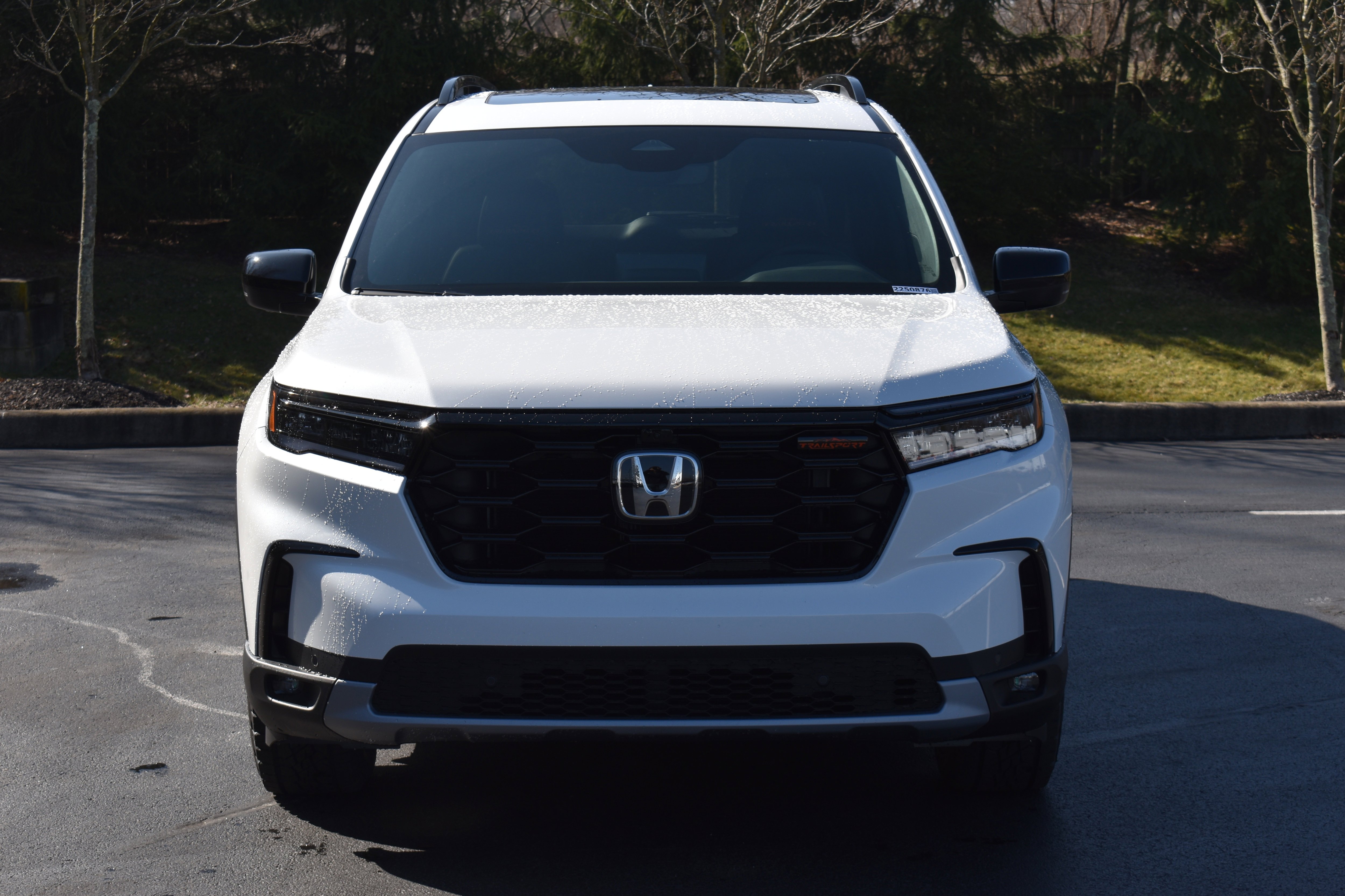 New 2025 Honda Pilot TrailSport image 2