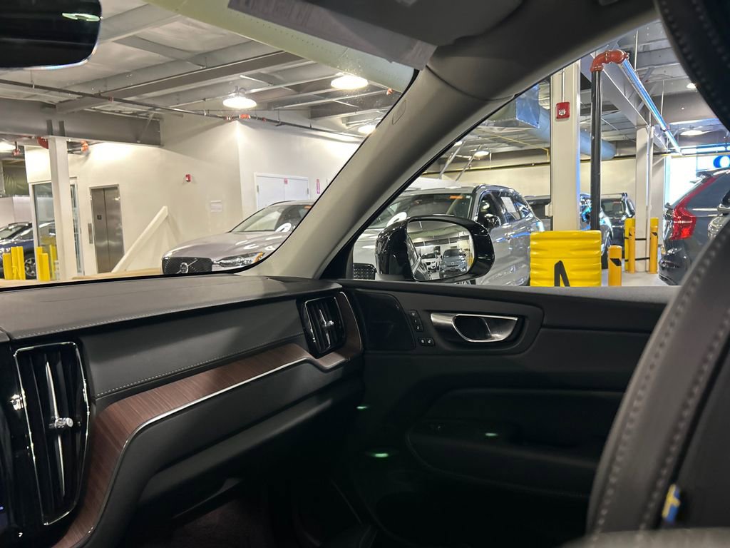 Certified 2023 Volvo XC60 B6 Ultimate image 26