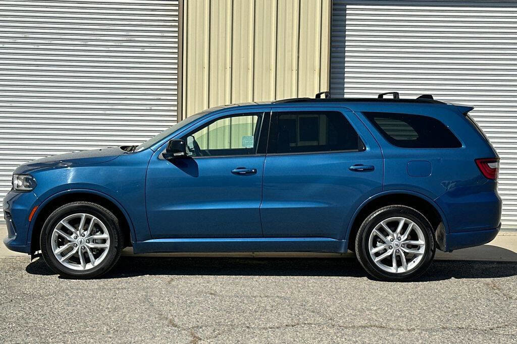 Used 2025 Dodge Durango GT image 3