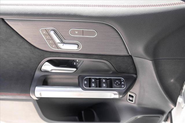 New 2026 Mercedes-Benz GLB 250 4MATIC image 14