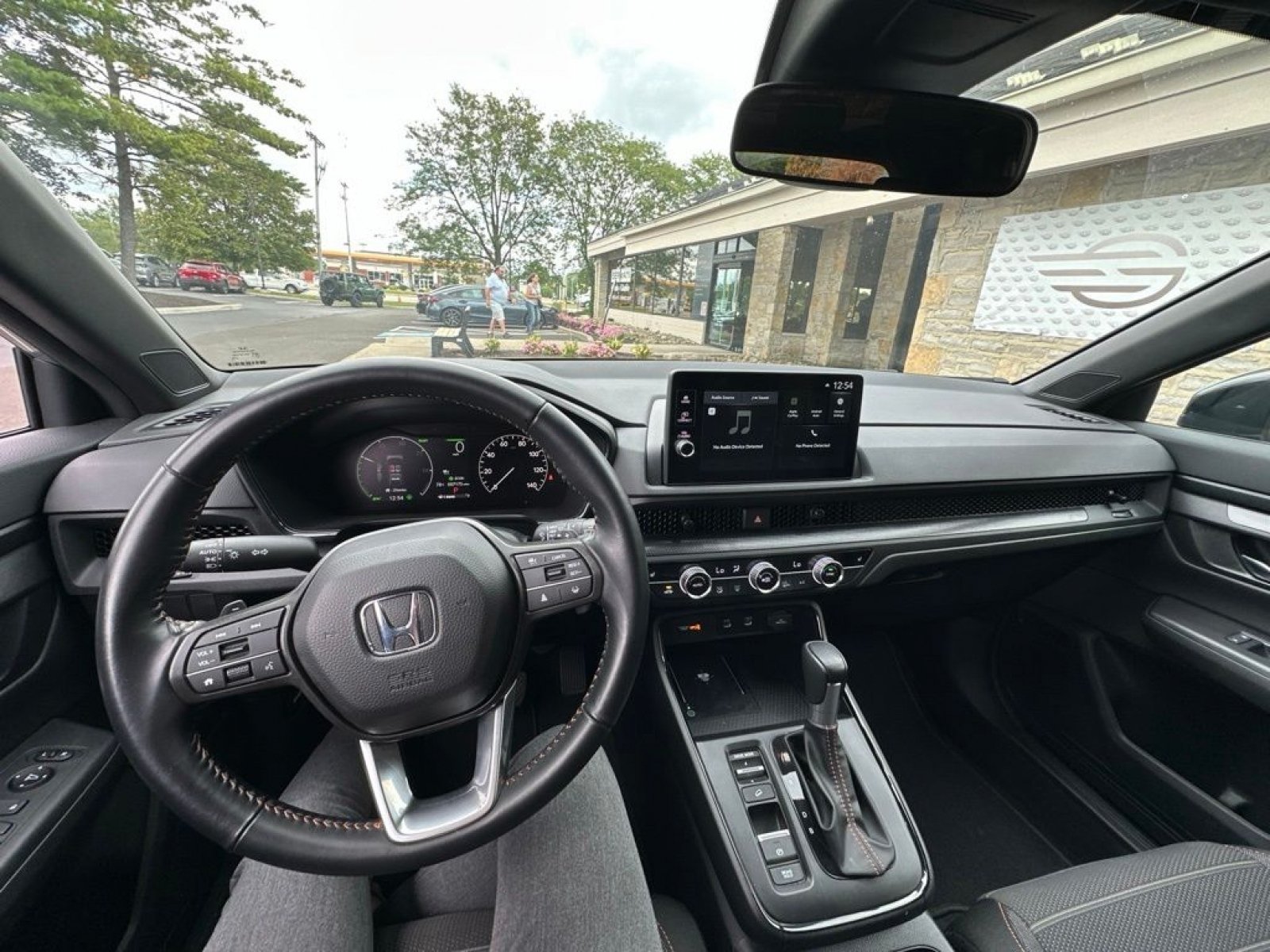 Used 2026 Honda CR-V Sport image 8