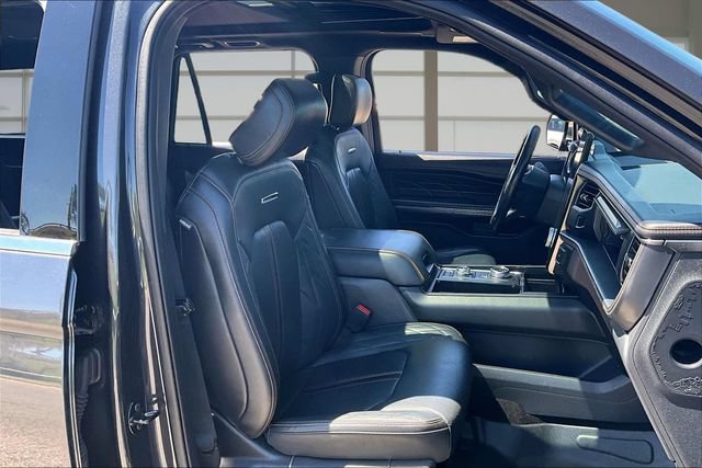 Used 2022 Ford Expedition Max Platinum AWD/4WD image 7