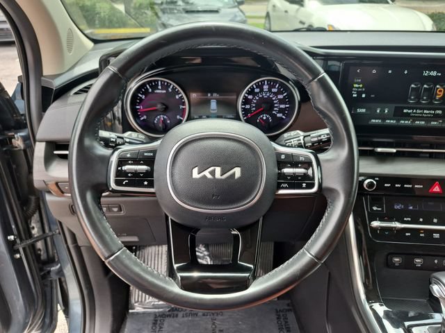 Used 2022 Kia Carnival SX FWD image 12
