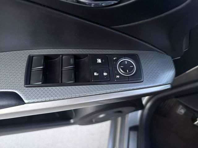 Used 2015 Lexus IS 350 w/ F-Sport Package RWD image 10