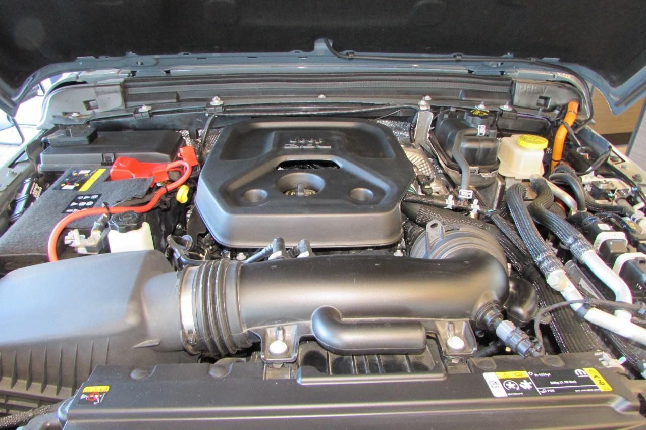 New 2024 Jeep Wrangler Unlimited AWD/4WD image 9