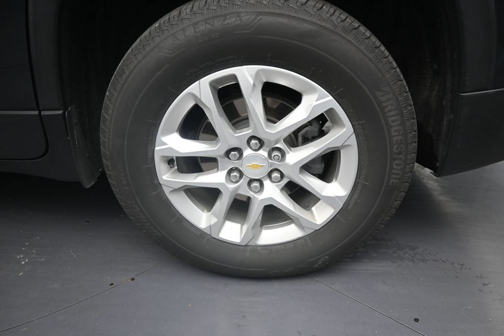 Used 2021 Chevrolet Traverse LT FWD image 10