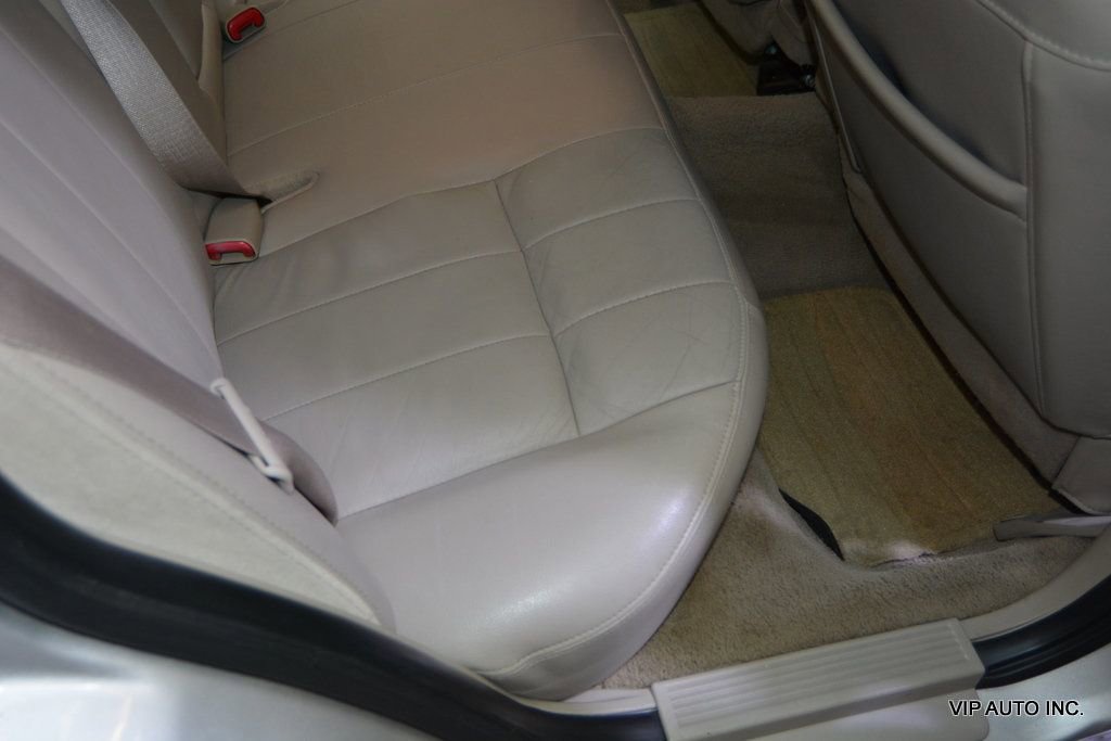 Used 2009 Mercury Grand Marquis LS image 28