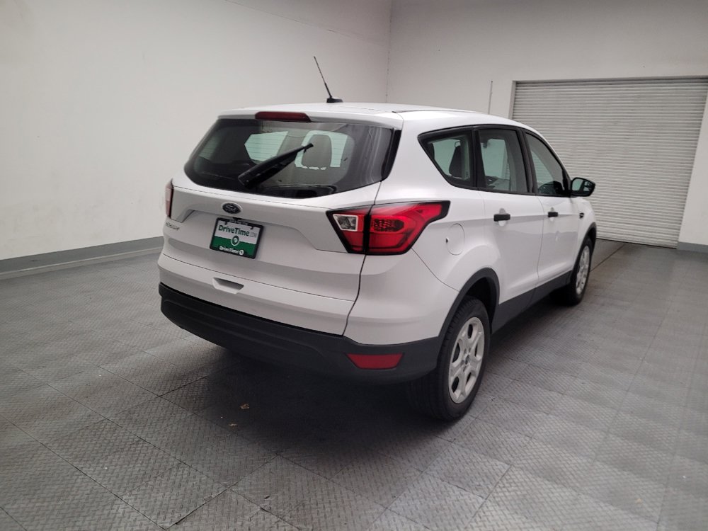 Used 2019 Ford Escape S FWD image 9