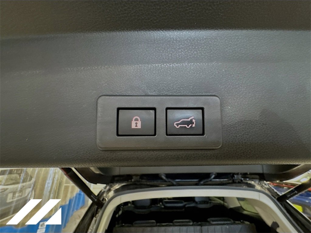 Used 2020 Subaru Ascent Premium w/ Convenience Package image 27