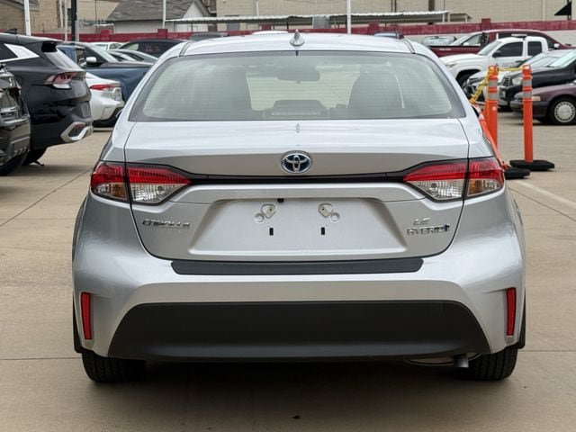 Used 2024 Toyota Corolla LE w/ LE Convenience Package AWD/4WD image 5