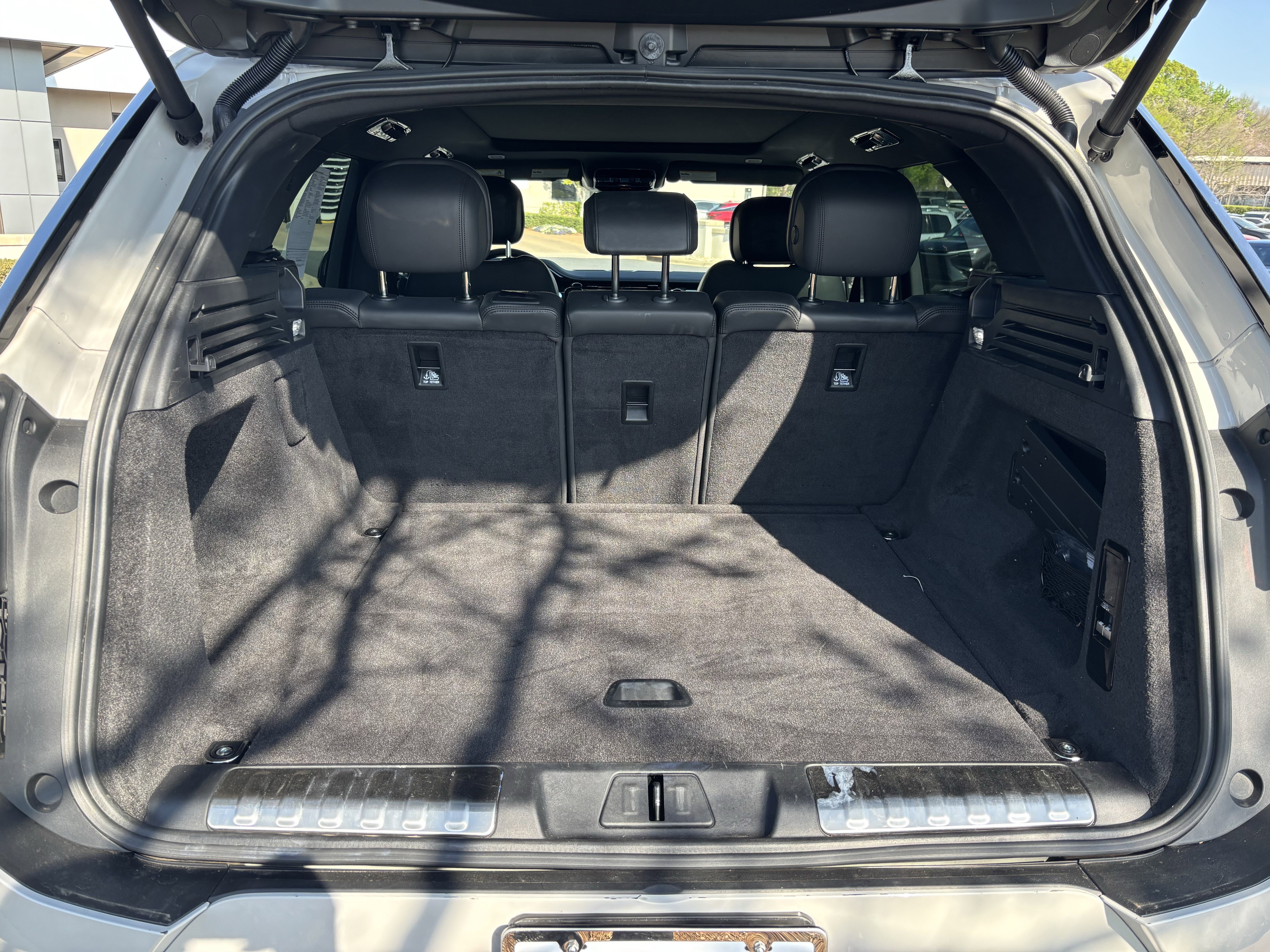 Used 2024 Land Rover Range Rover Sport Dynamic SE image 33