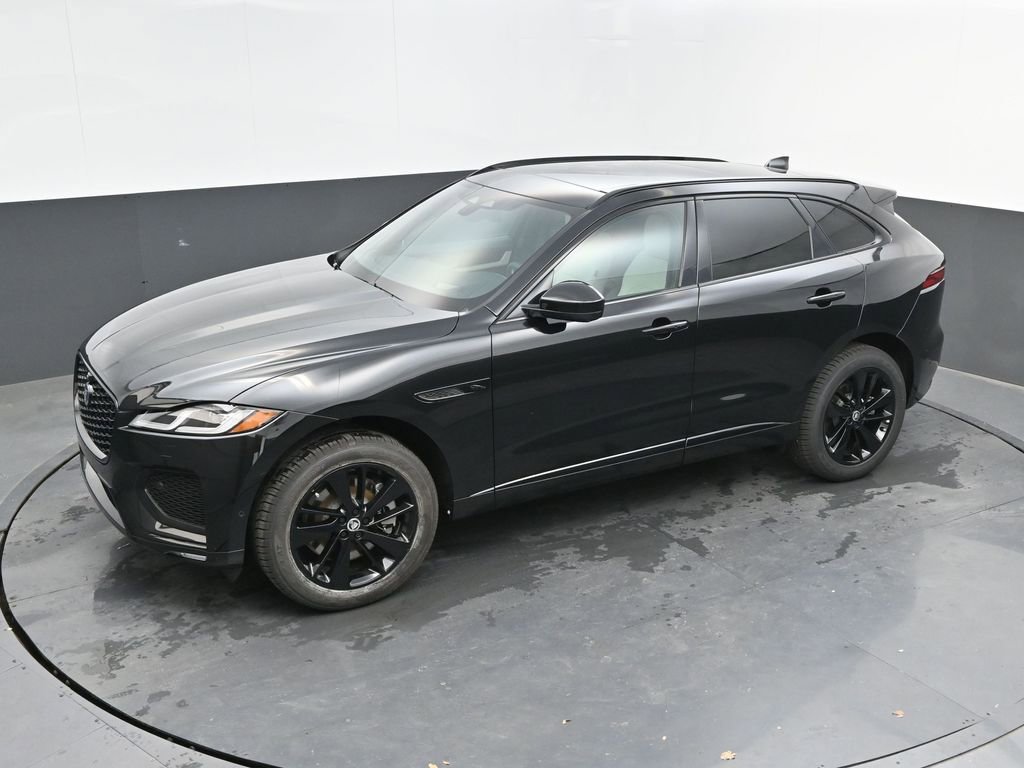 Used 2026 Jaguar F-PACE R-Dynamic S image 29