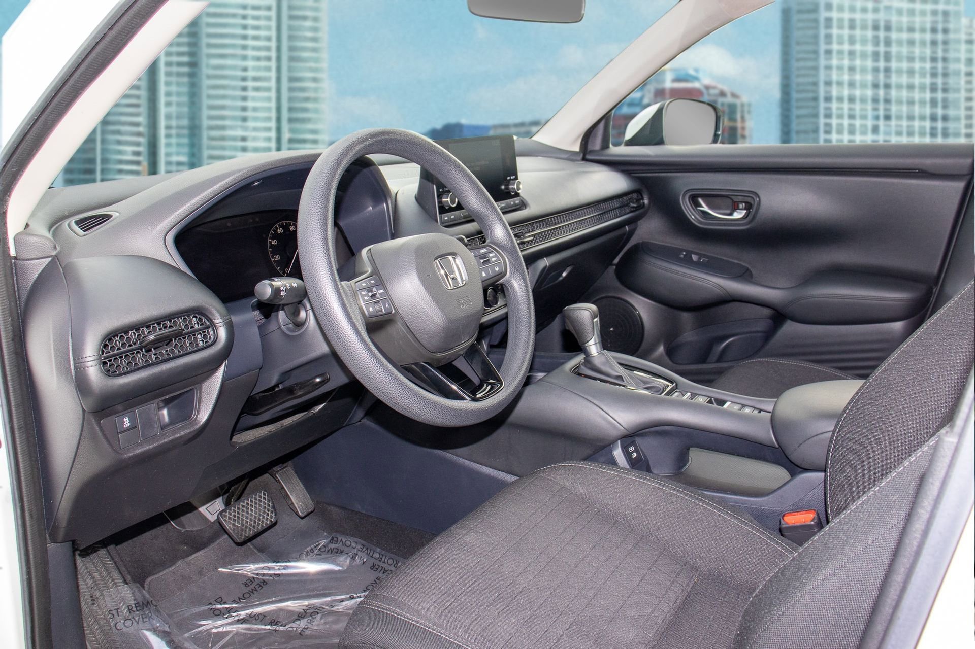 Used 2024 Honda HR-V LX image 15