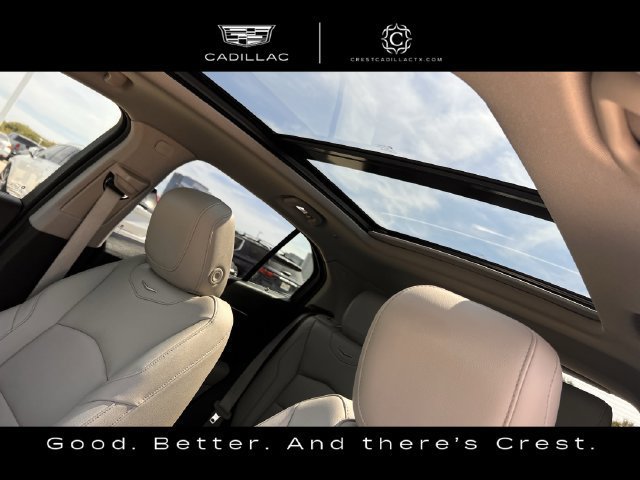 Used 2022 Cadillac XT4 Luxury w/ Cold Weather Package AWD/4WD image 24