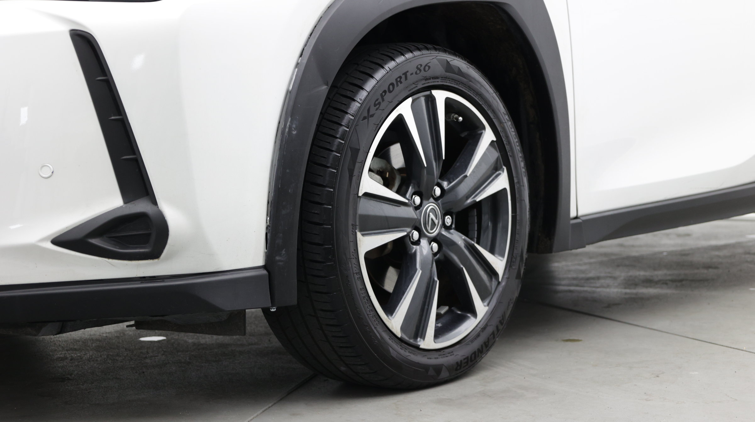 Used 2022 Lexus UX 200 w/ Accessory Package (Z1) FWD image 11