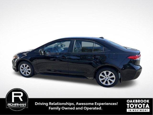 Used 2026 Toyota Corolla LE FWD image 2