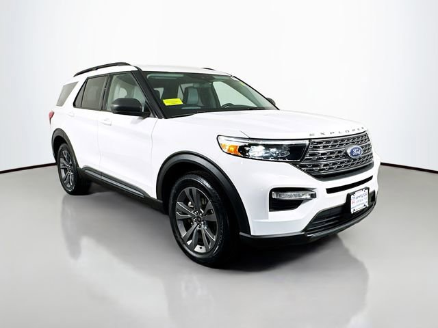 Used 2021 Ford Explorer XLT w/ Equipment Group 202A image 10