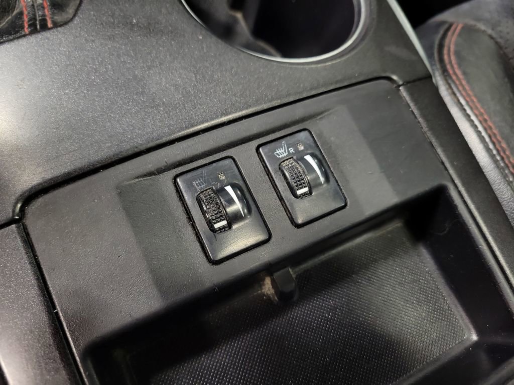 Used 2016 Toyota Camry XSE w/ Moonroof Package image 15