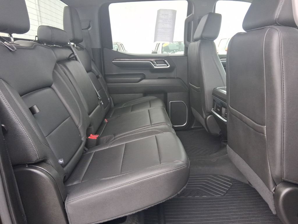 Used 2022 Chevrolet Silverado 1500 LTZ image 16