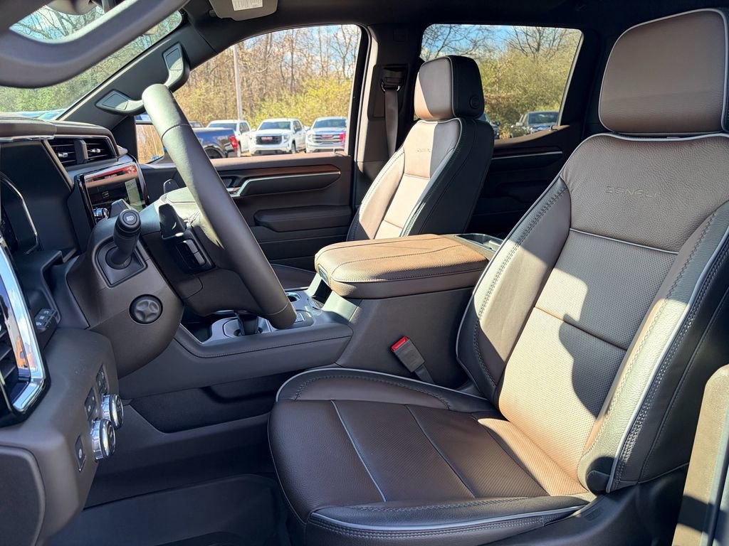 New 2026 GMC Sierra 1500 Denali w/ Technology Package AWD/4WD image 7