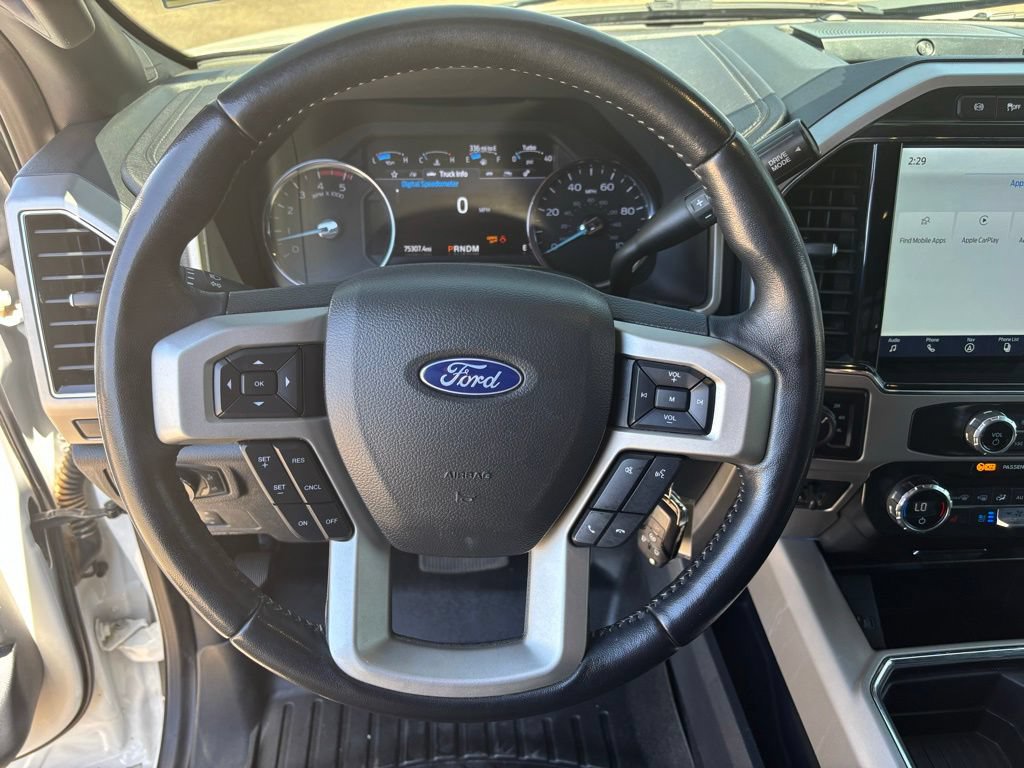 Used 2022 Ford F350 Lariat w/ Black Appearance Package AWD/4WD image 17