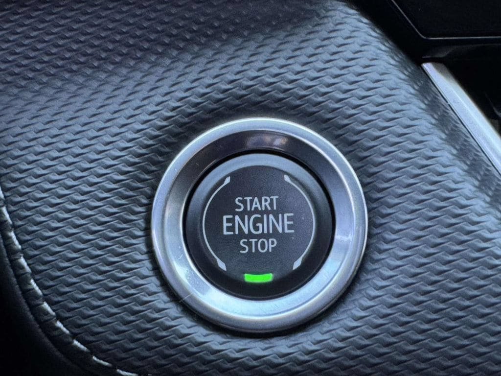 Used 2026 Chevrolet Equinox LT FWD image 9