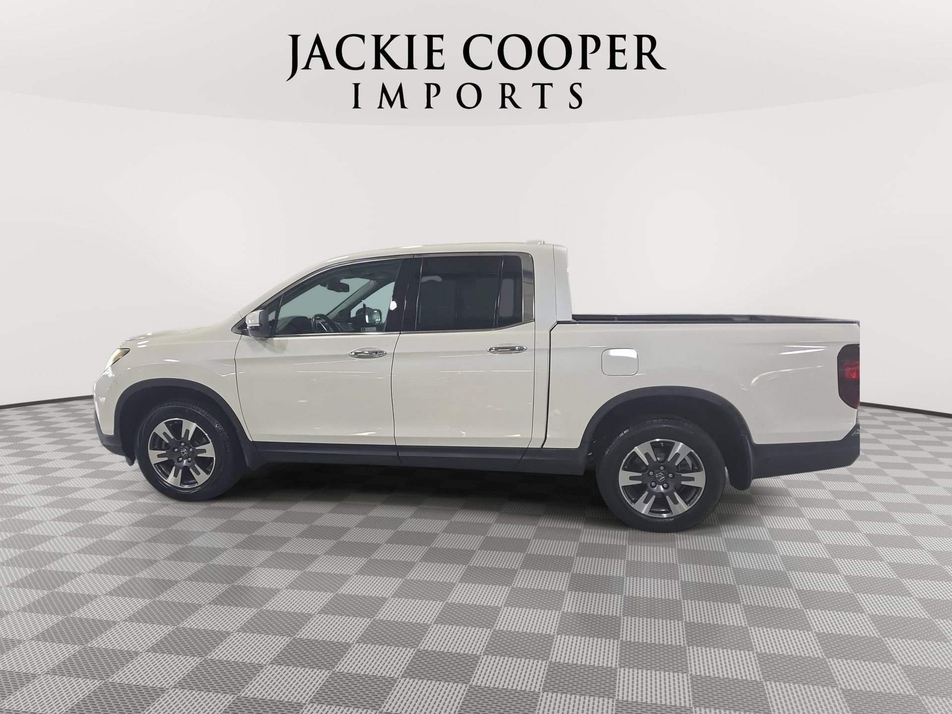 Used 2019 Honda Ridgeline RTL-E image 8