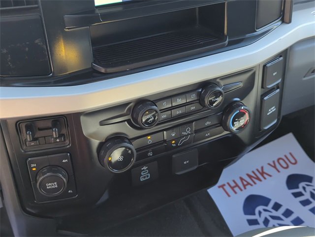 Used 2023 Ford F550 4x4 Regular Cab Super Duty image 17