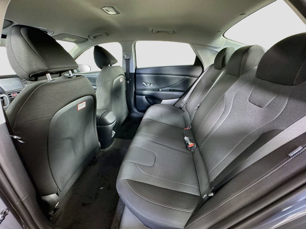 New 2026 Hyundai Elantra SE FWD image 26