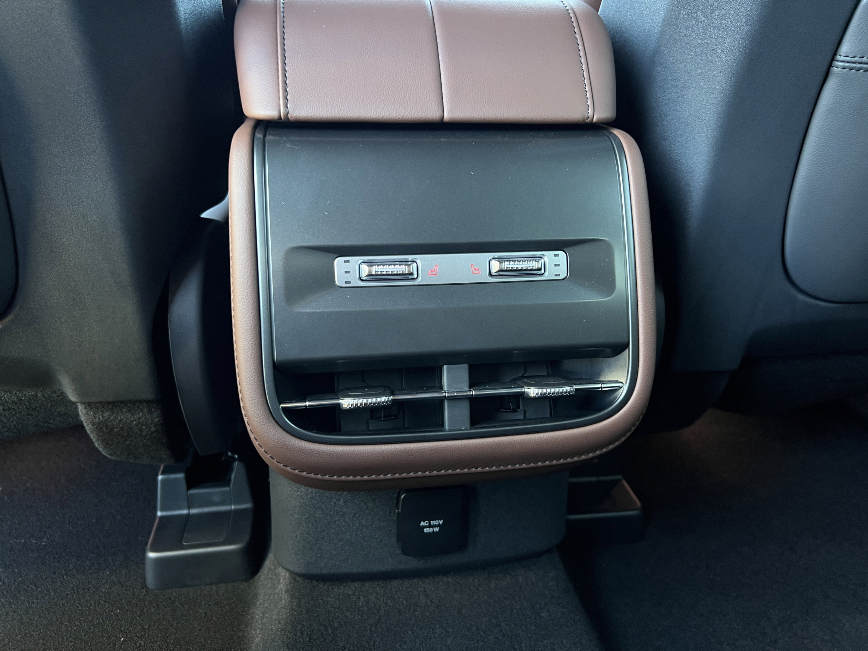 New 2026 Lincoln Nautilus Reserve w/ Jet Appearance Package AWD/4WD image 29