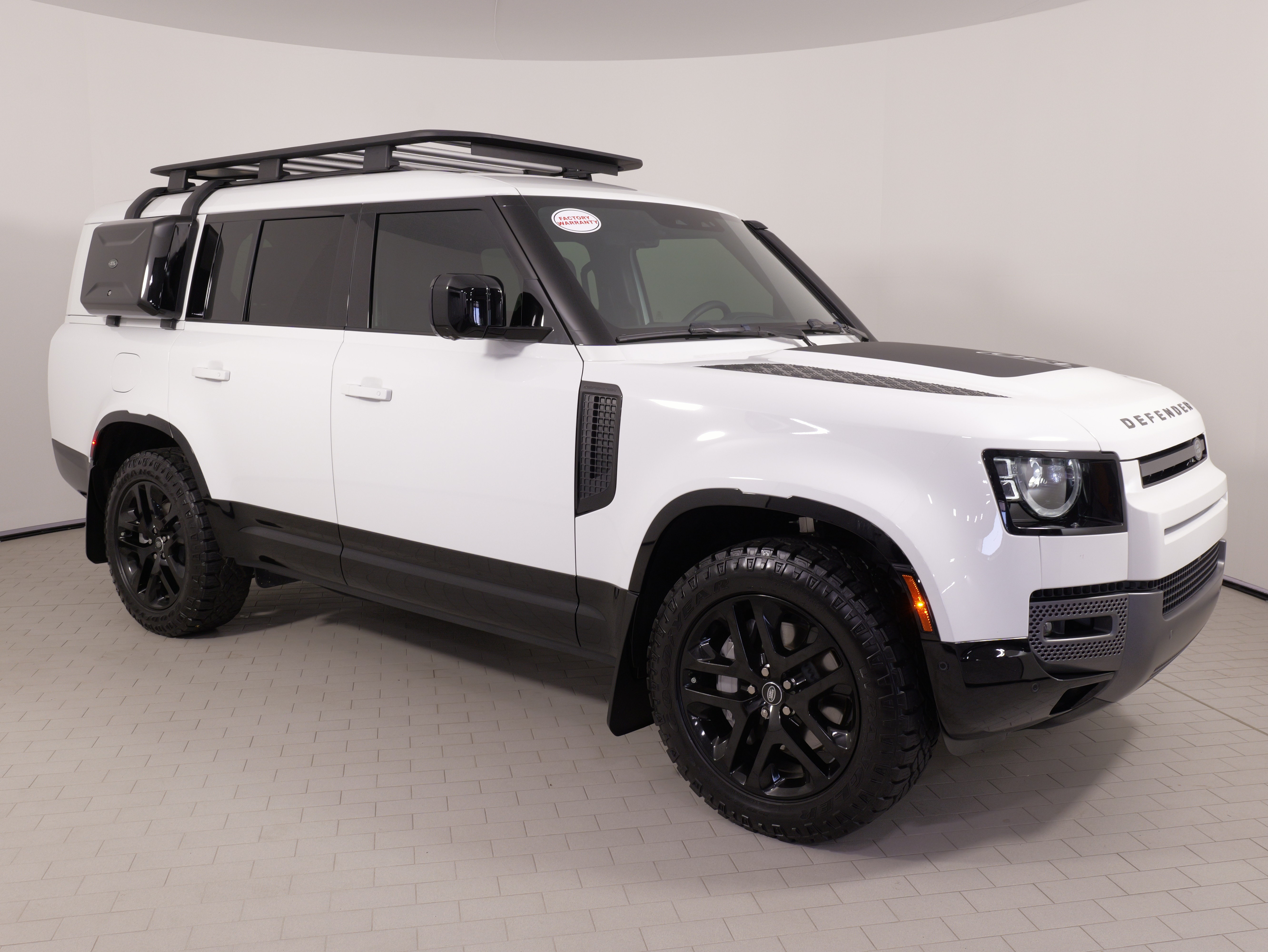 Used 2024 Land Rover Defender 130 Outbound AWD/4WD image 8