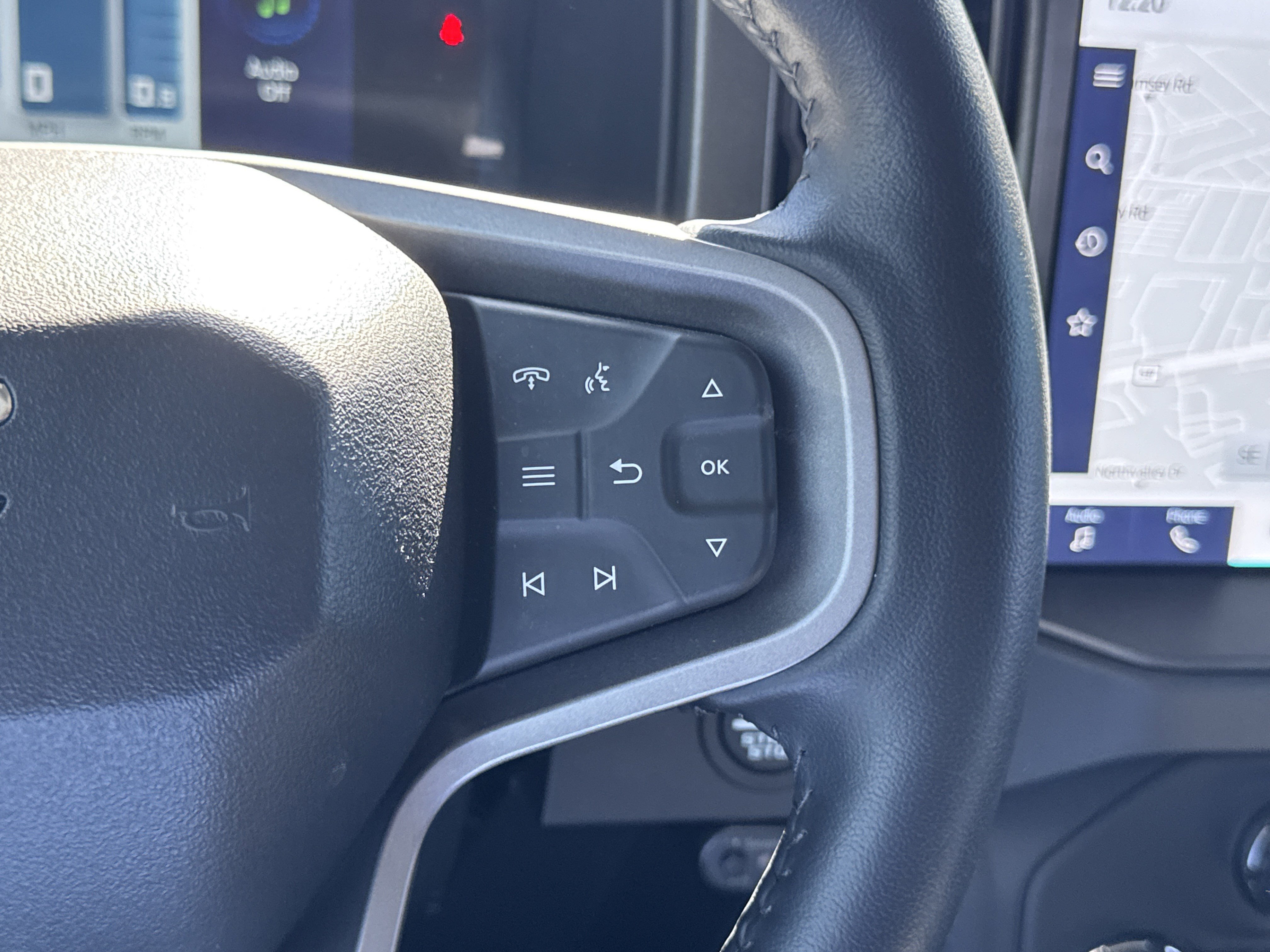 Used 2024 Ford Bronco Badlands image 15