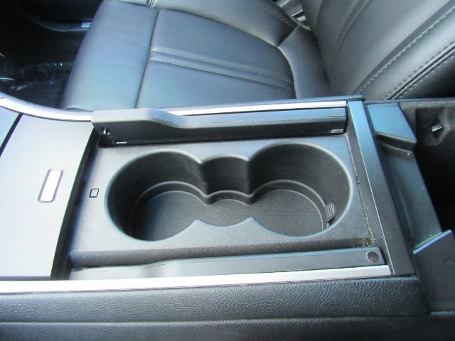 Used 2016 Lincoln MKZ Hybrid image 49