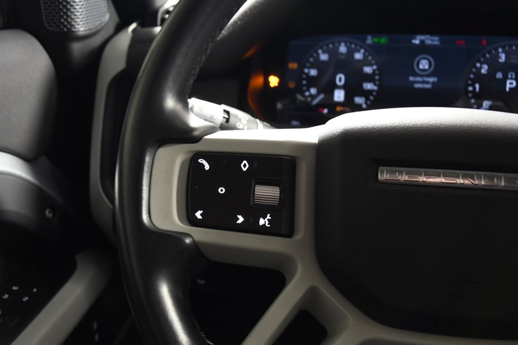 Used 2020 Land Rover Defender 110 First Edition AWD/4WD image 29