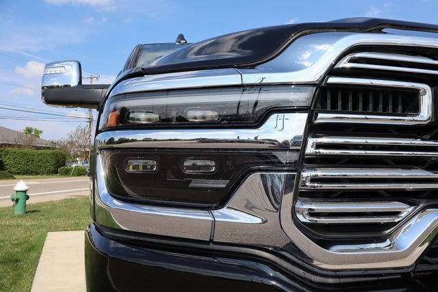Used 2025 RAM 2500 Laramie image 5