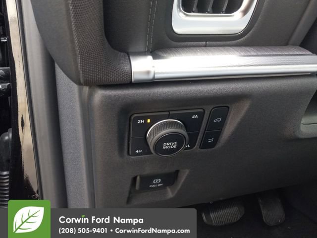 New 2025 Ford Expedition Max Platinum w/ Platinum Ultimate Package image 13