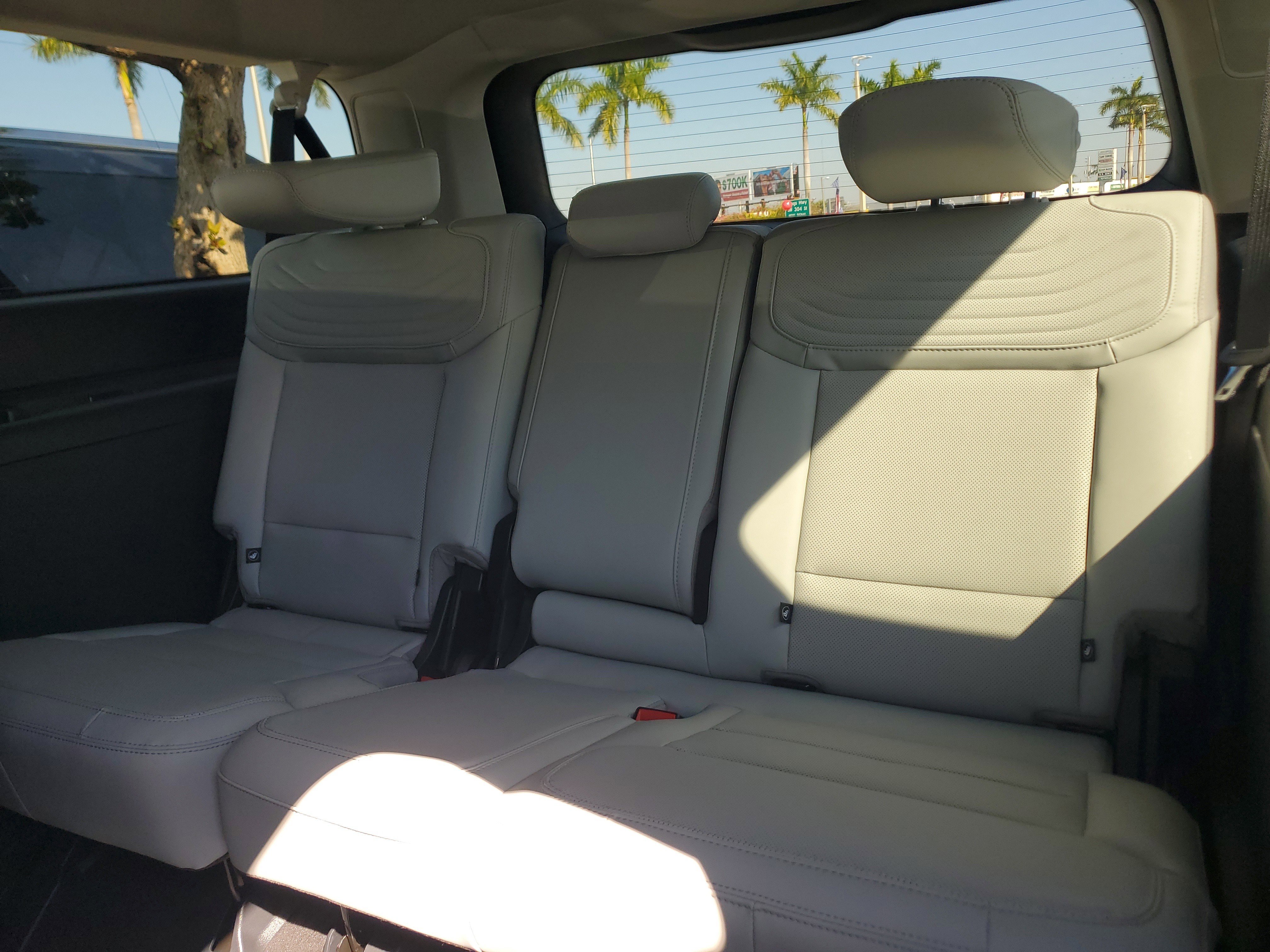 New 2026 Ford Expedition Max Platinum w/ Platinum Ultimate Package AWD/4WD image 12