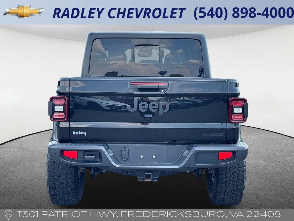 Used 2021 Jeep Gladiator Sport AWD/4WD image 17