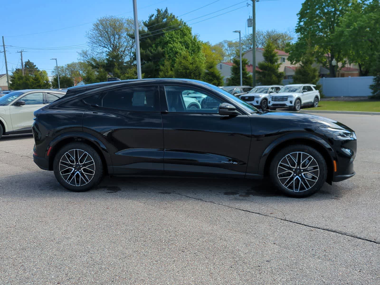 New 2026 Ford Mustang Mach-E Premium AWD/4WD image 9