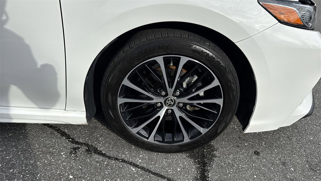 Used 2020 Toyota Camry SE image 60